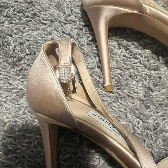 Gorgeous Jimmy Choo satin peep toe pumps! - Picture 4 of 7